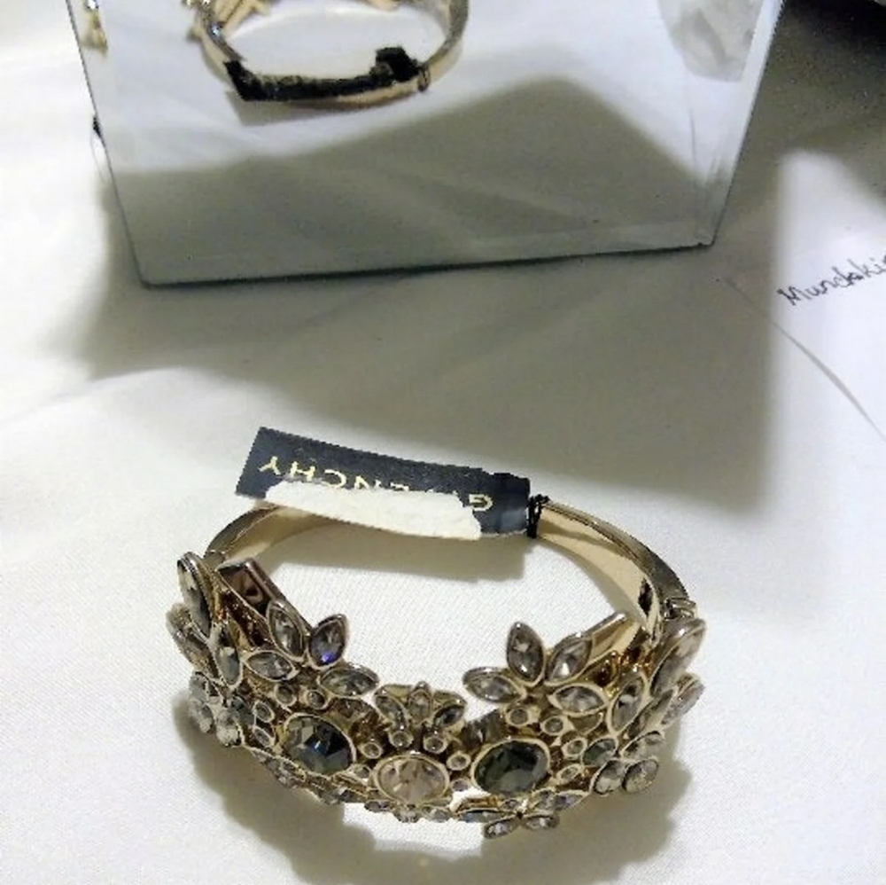 Givenchy bangle bracelet - Picture 6 of 7